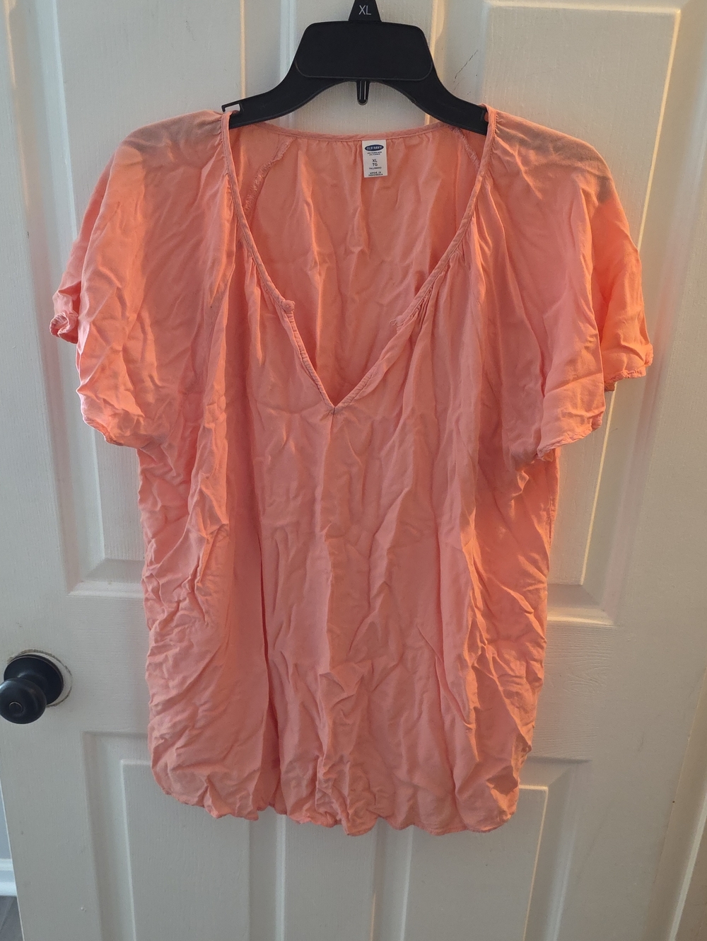 Old Navy Peach Short Sleeve V-Neck Blouse